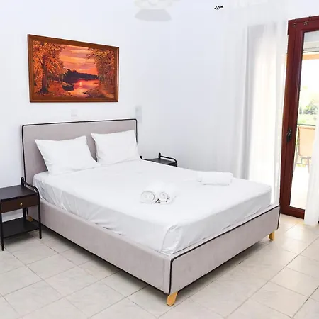 Donna Dorato Casa rural Finikounta