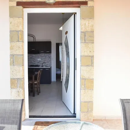 Casa rural Donna Dorato Finikounta